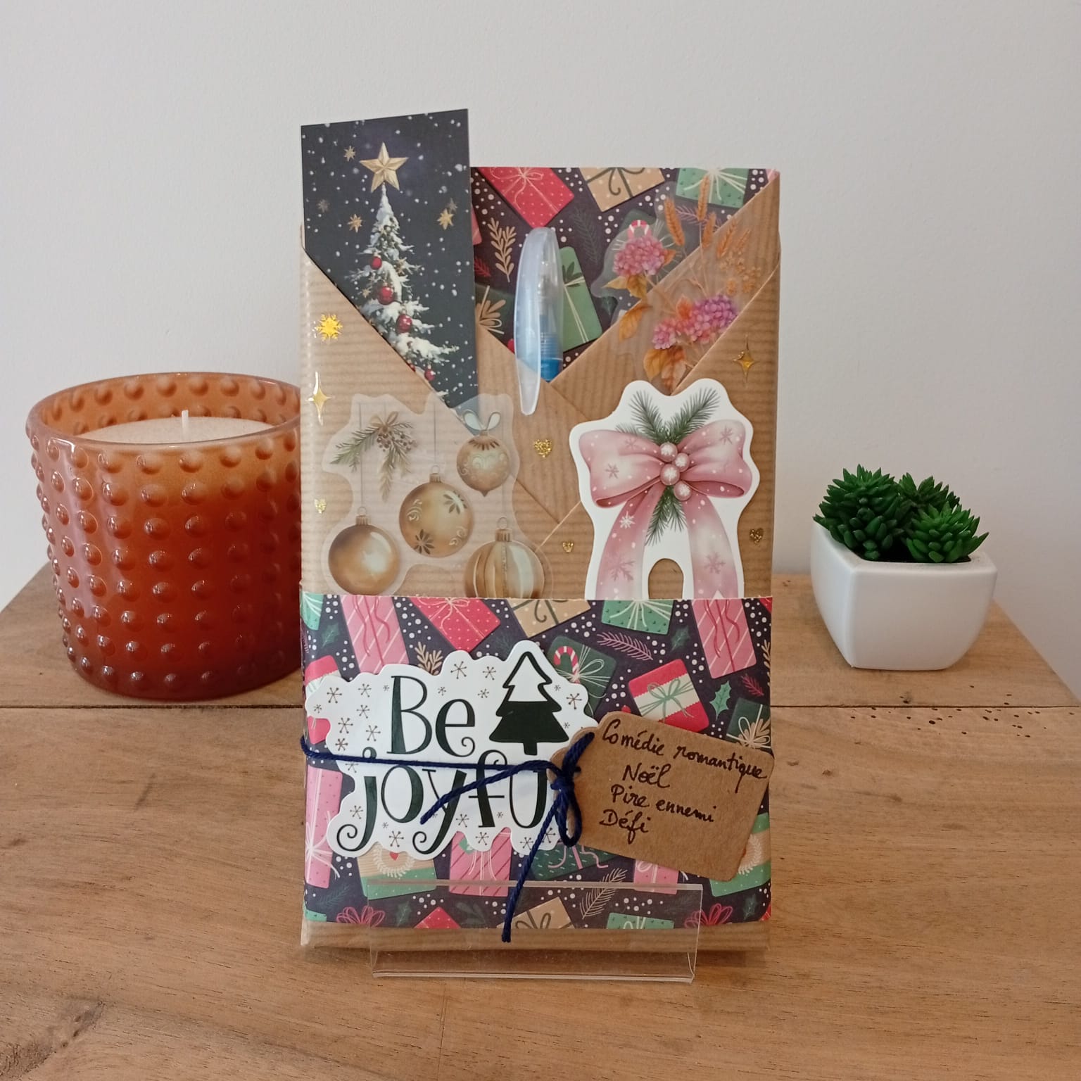 Comédie romantique (Noël / Pire ennemi / Défi)