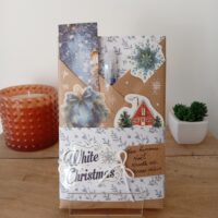 New Romance (Noël / Nouvelle vie / Nouveau voisin)