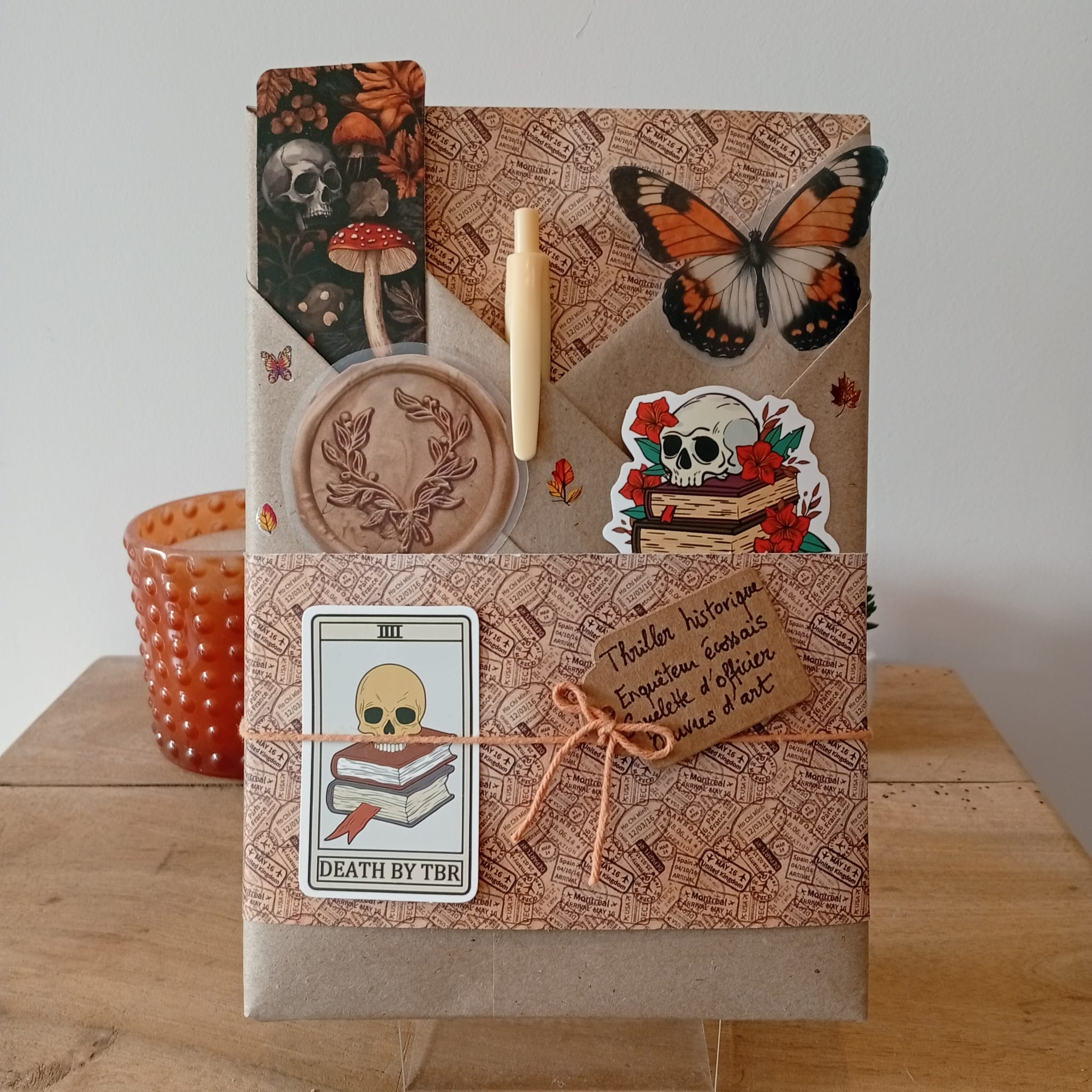 Thriller historique (Enquêteur écossais / Squelette d'officier / Œuvres d'art)