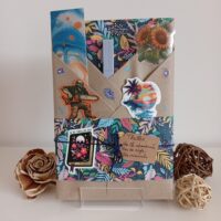 Thriller (Une île abandonnée / Pas de règle / Des criminels)