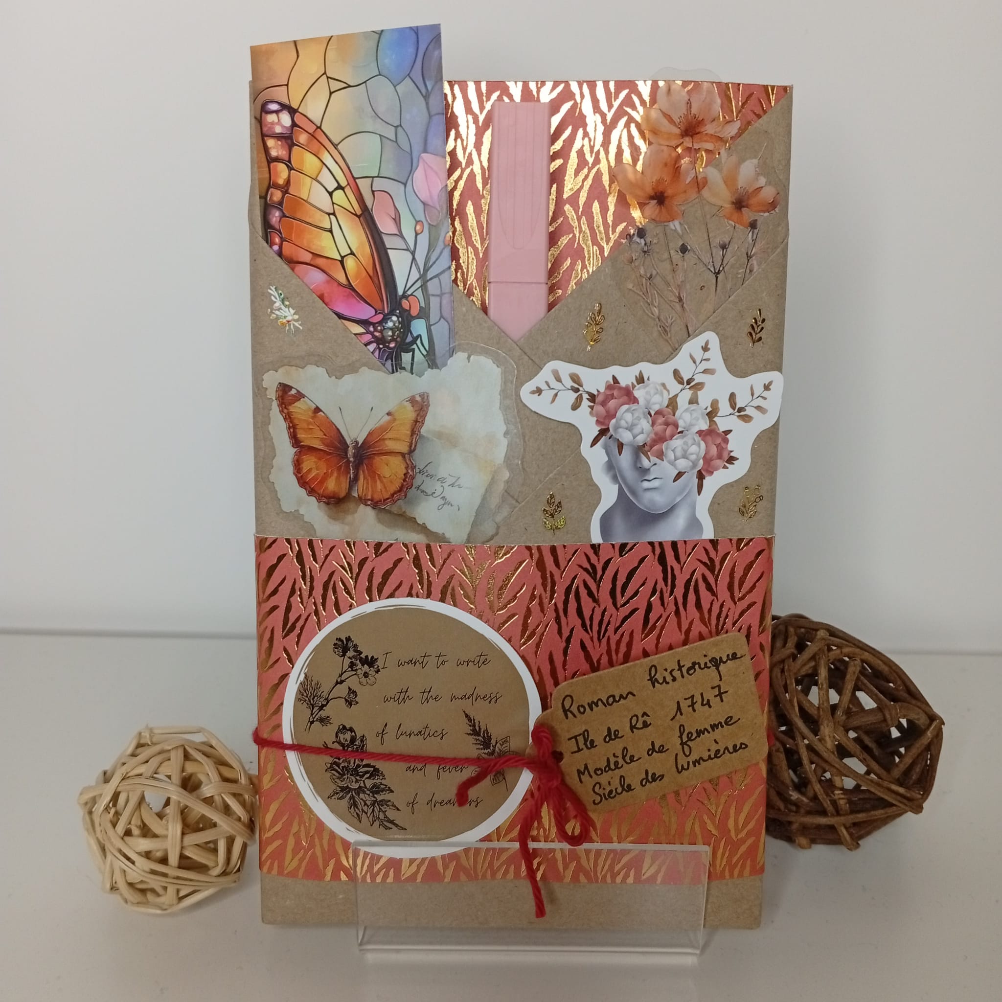 Roman historique ( Île de Rê 1747 / Modèle de femme / Siècle des Lumières )