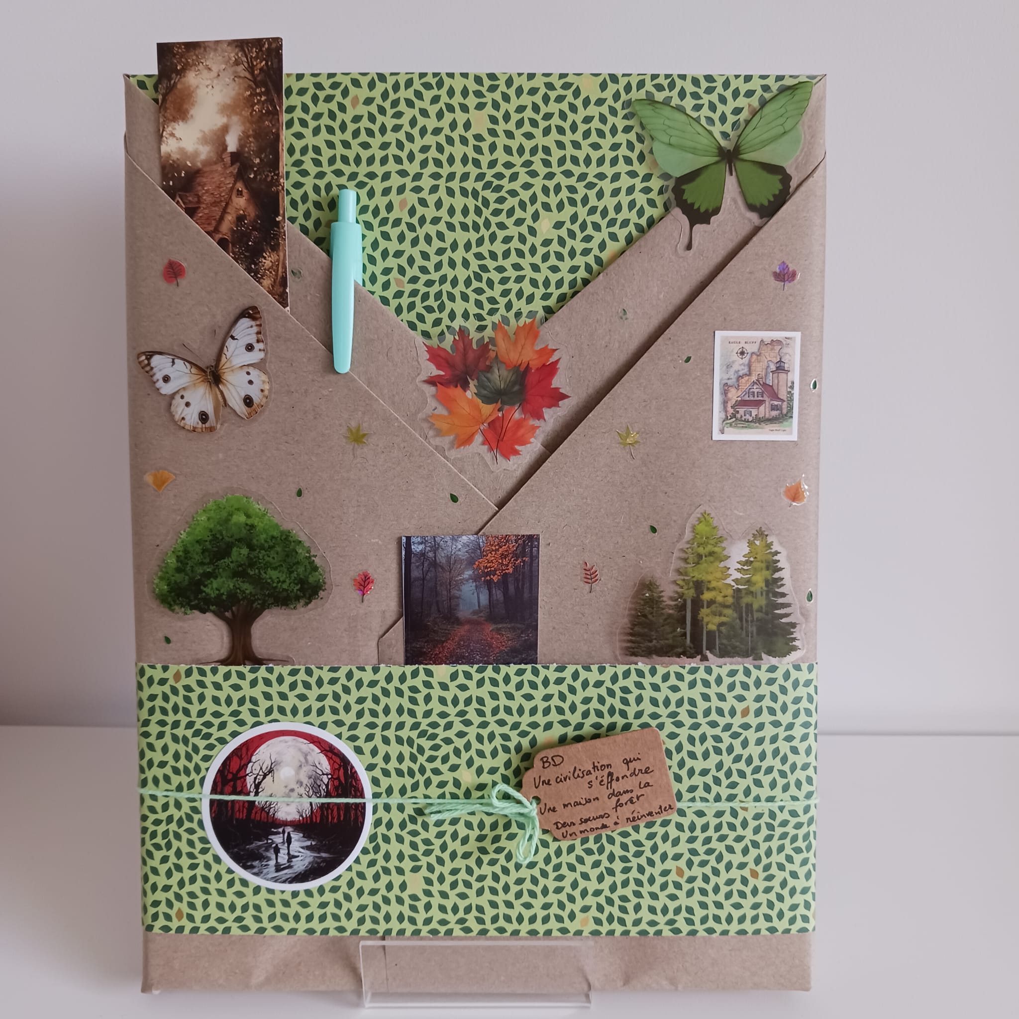 BD ( Une civilisation qui s'effondre / Une maison dans la forêt / Deux sœurs / Un monde à réinventer )
