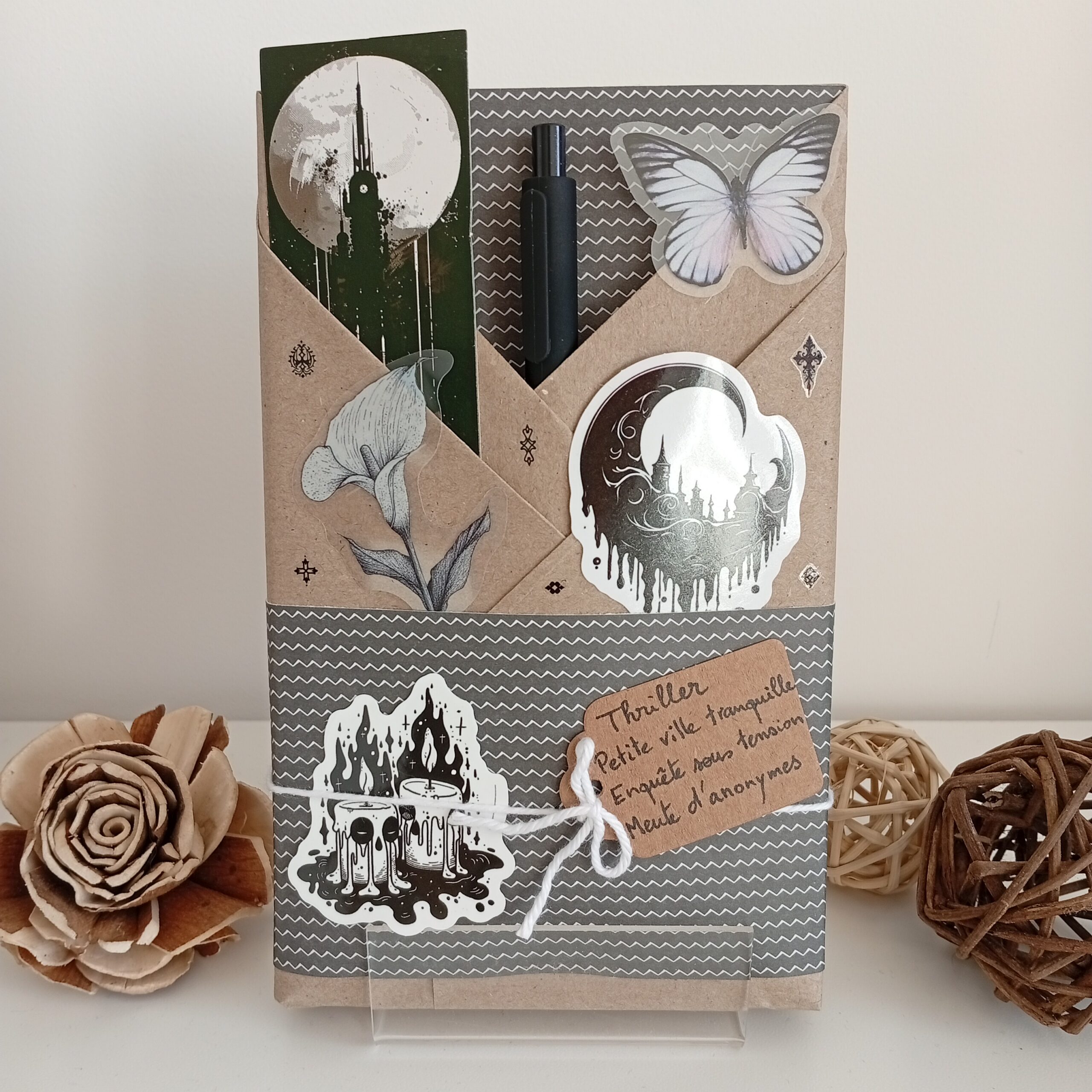 Thriller (Petite ville tranquille / Enquête sous tension / Meute d'anonymes)